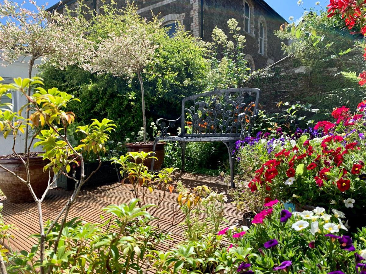 The Earlsdale Bed And Breakfast Ilfracombe Esterno foto