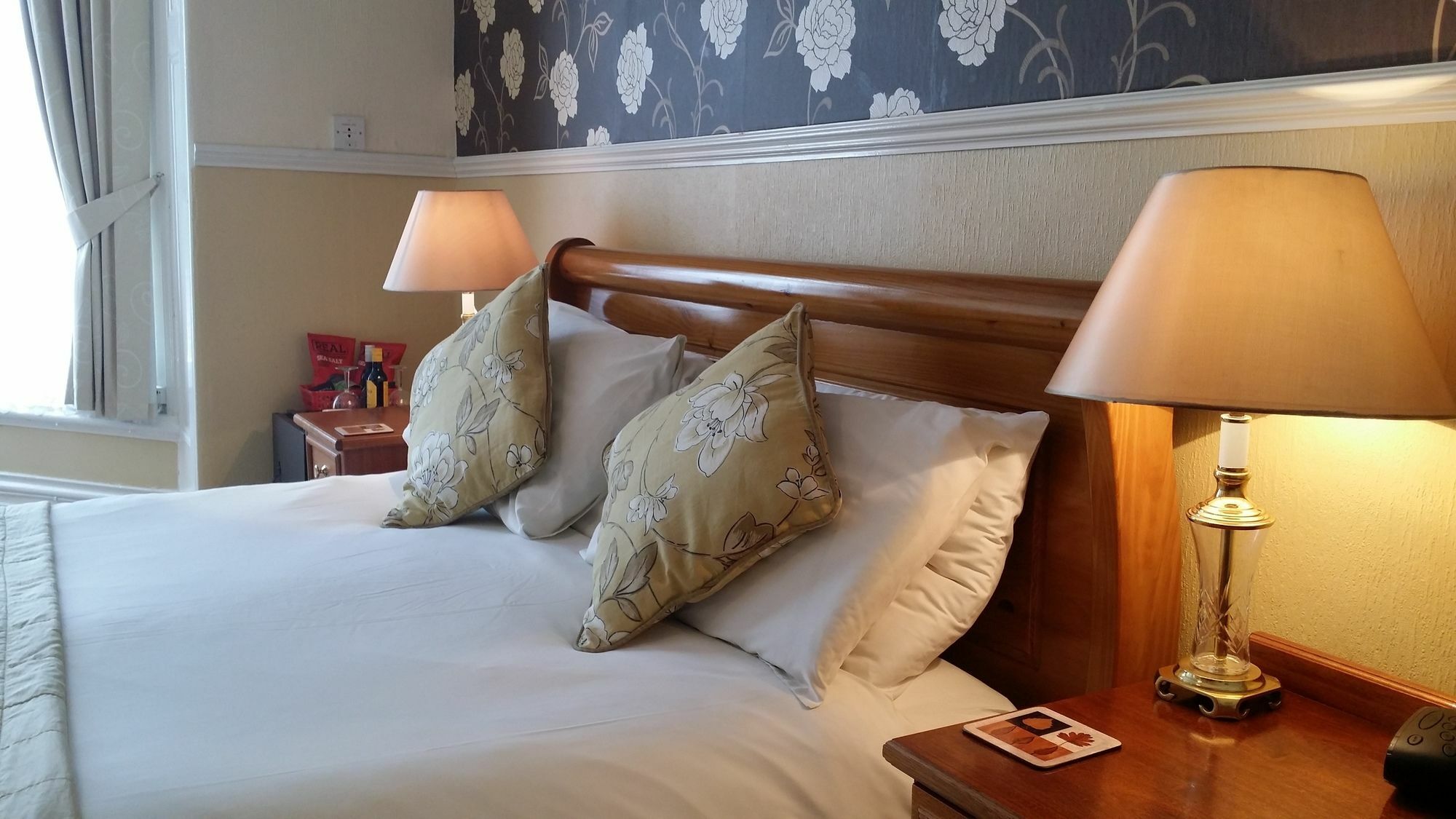 The Earlsdale Bed And Breakfast Ilfracombe Esterno foto